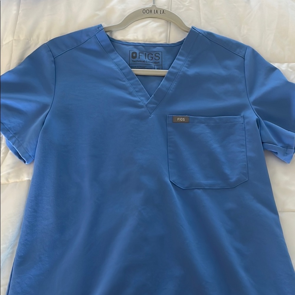Figs one pocket scrub top- ceil blue